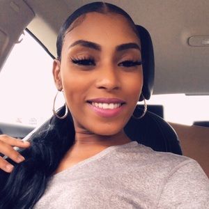 Meet your Posher, Christen